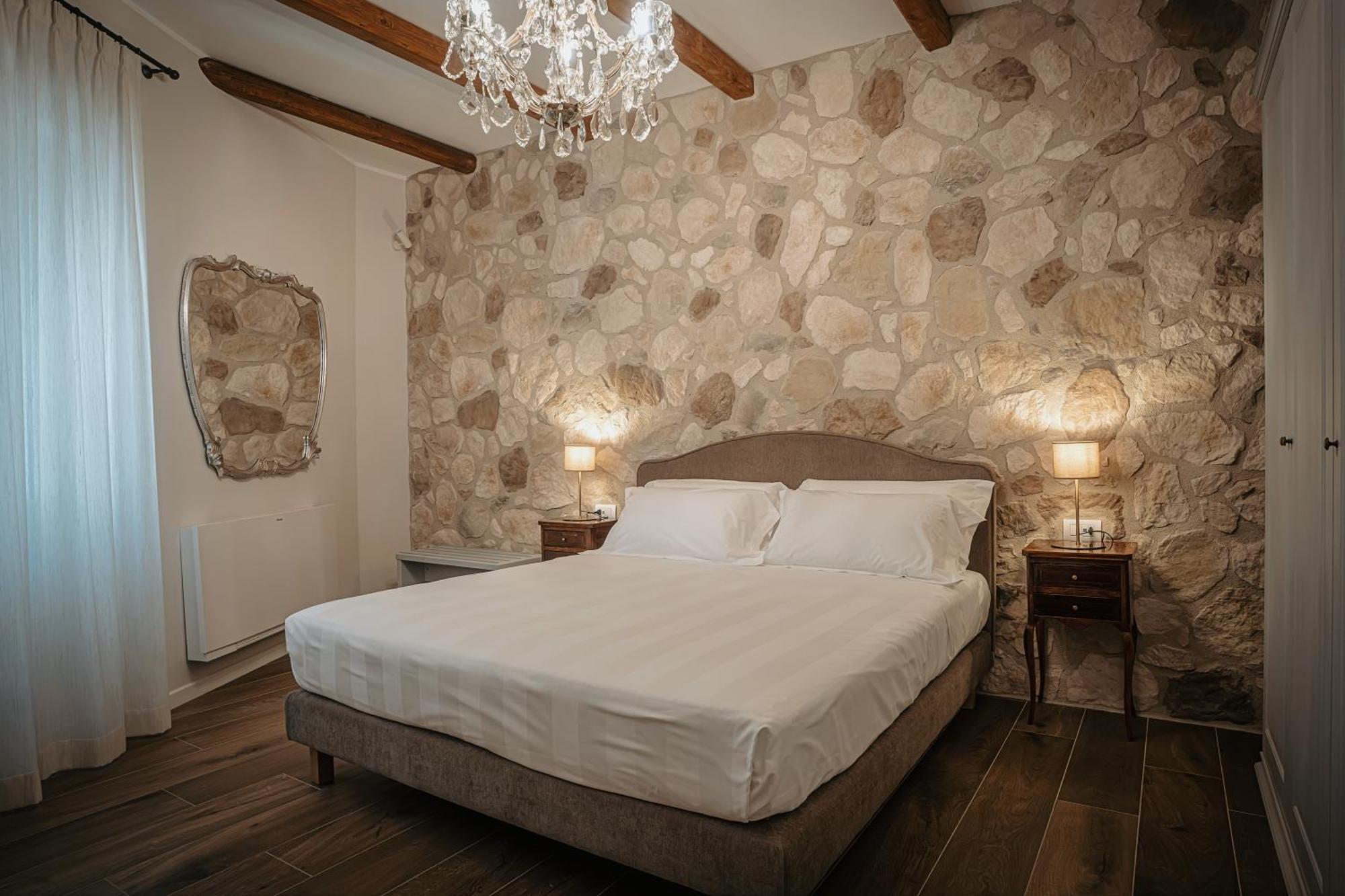 Hotel Dimora Lombardi Matera Exterior foto